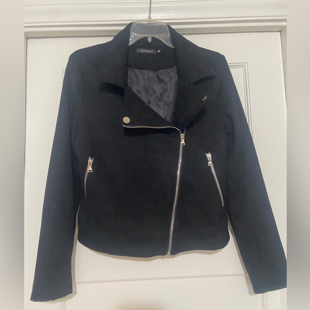 Apperloth A solid black faux motorcycle jacket M